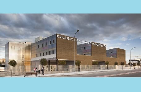 Colegio San Juan Evangelista. Innovador sistema de triple ventilación y purificación del aire